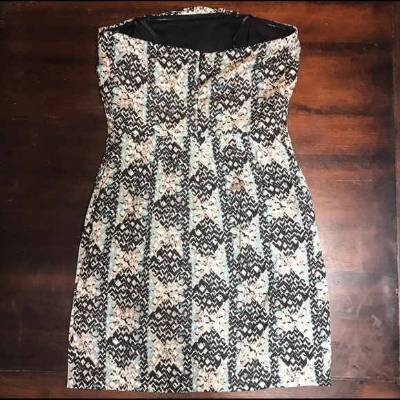 EUC BCBGeneration Pleat Bust Dress - 0 - Picture 5 of 7